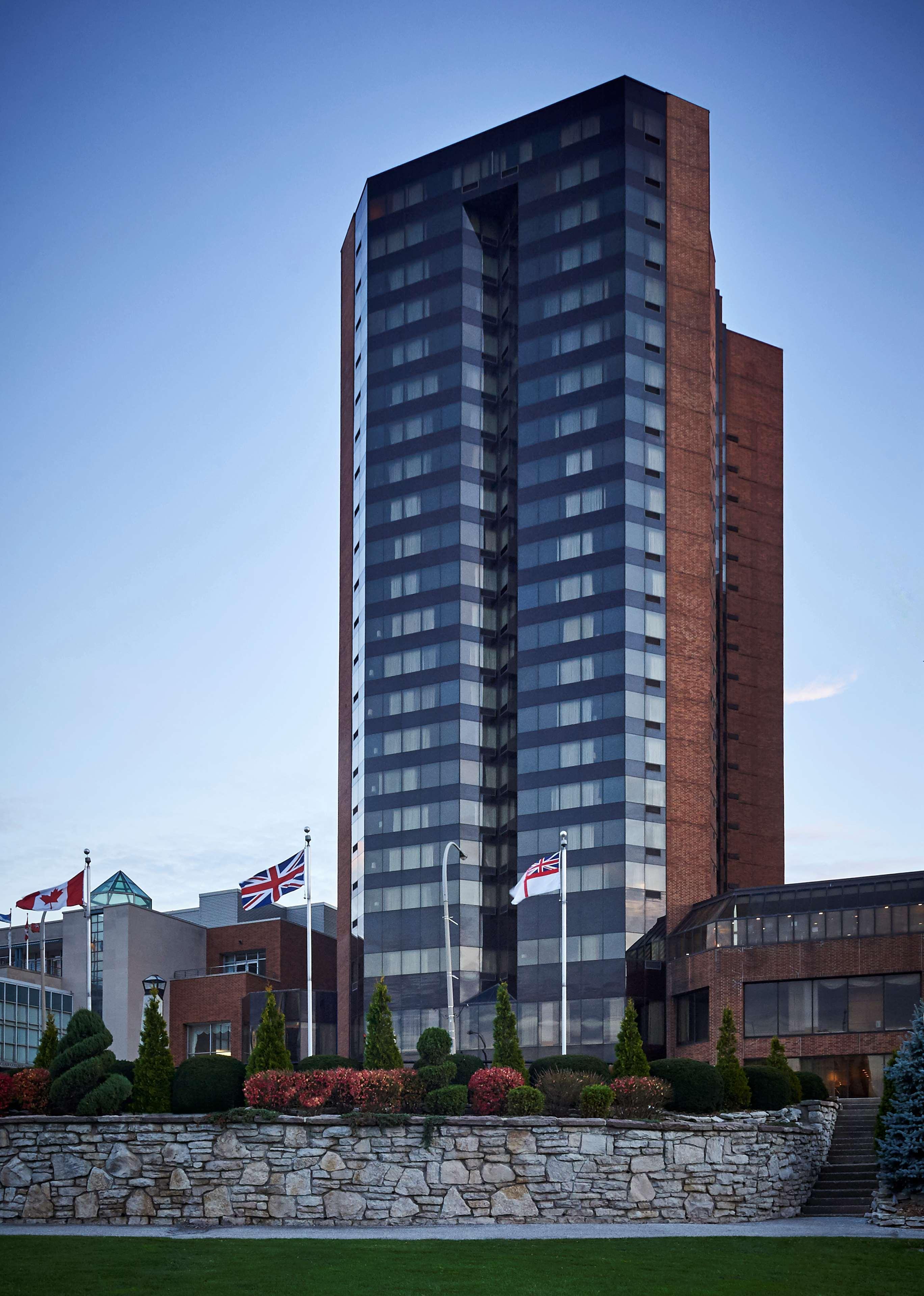 Best Western Plus Waterfront Hotel Windsor Exterior foto
